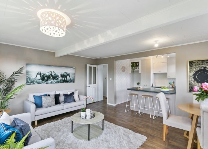  at 1A Kingsbridge Place, Newlands, Wellington