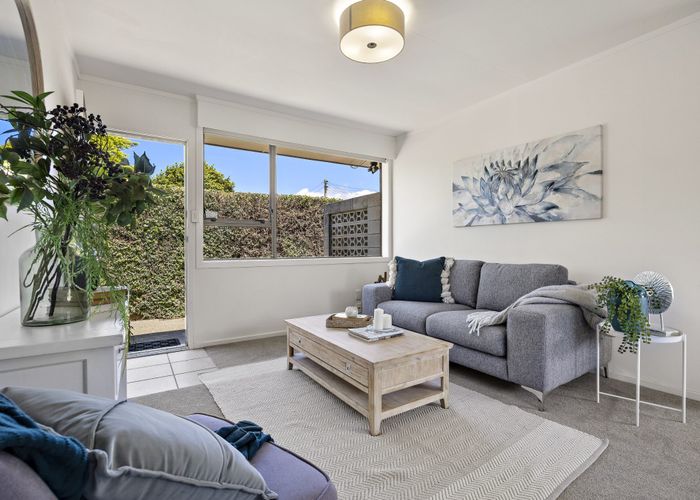  at 2/37 Peek Street, Ellerslie, Auckland City, Auckland