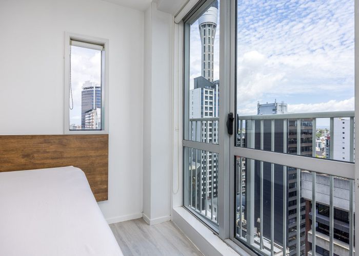  at 2204/74 Albert Street, City Centre, Auckland City, Auckland