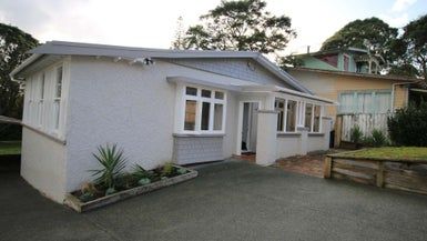  at 68 Victory Road, Laingholm, Auckland