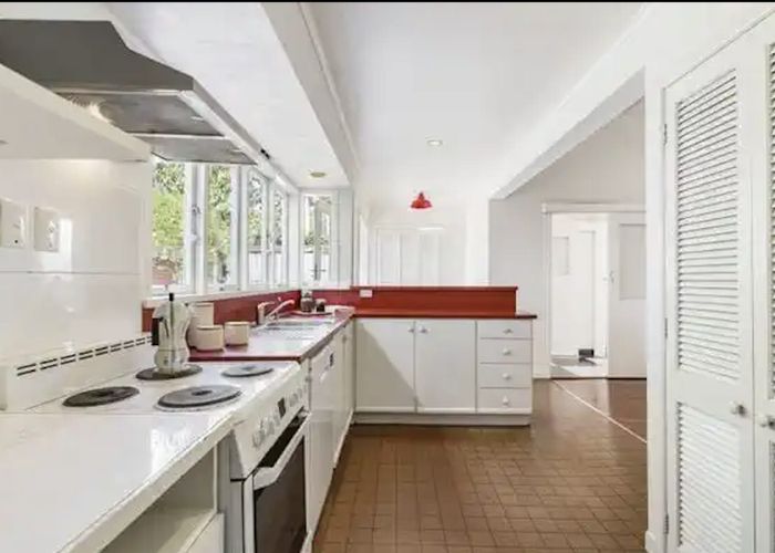  at 9 Selkirk Road, Mount Albert, Auckland