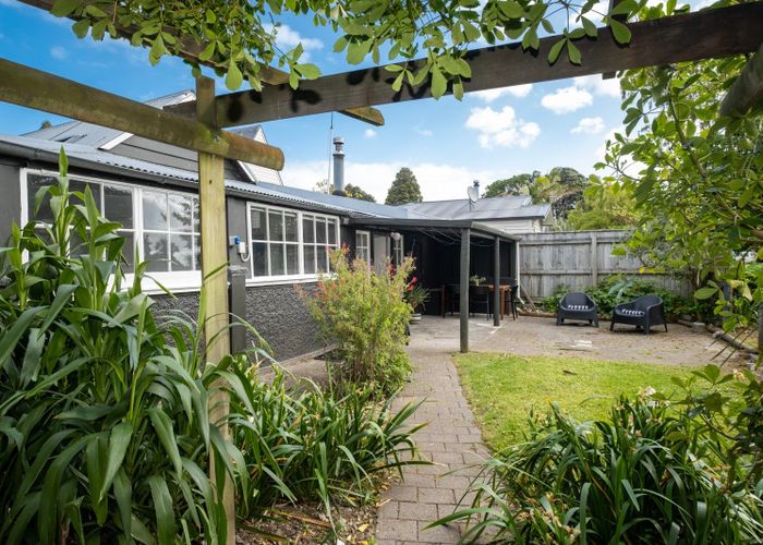 For sale 42 Kuku Street, Te Awanga, Hastings, Hawke's Bay homes.co.nz