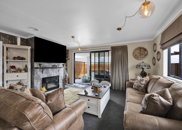  at 50 County Drive, Hawera