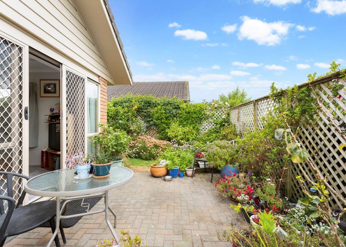  at 26/1 Piriti Drive, Te Atatu Peninsula, Auckland