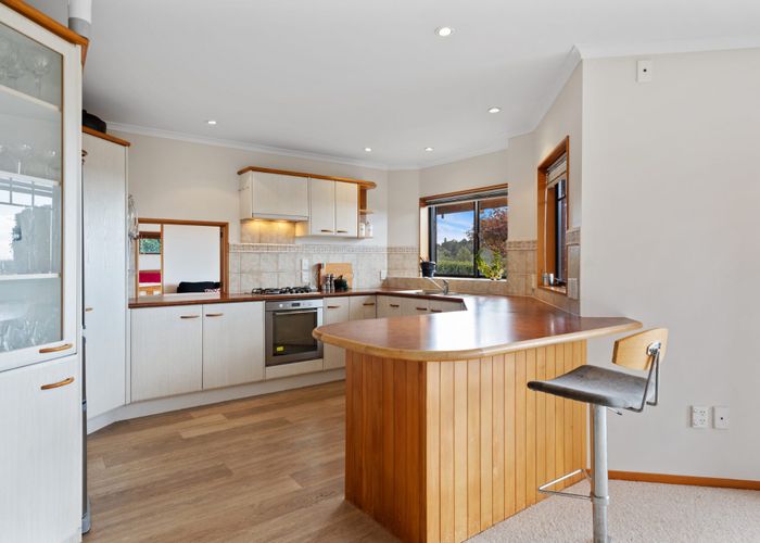  at 12 Bayvista Close, Welcome Bay, Tauranga