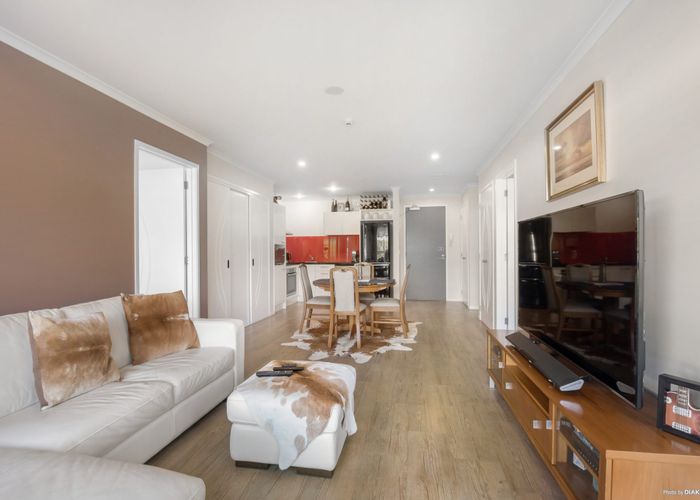  at 105/19 Bute Road, Browns Bay, North Shore City, Auckland