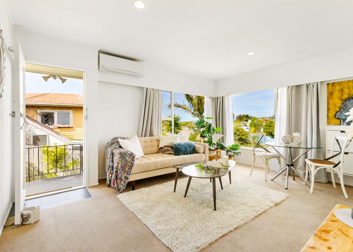  at 1/17 Lingfield Street, Glenfield, Auckland