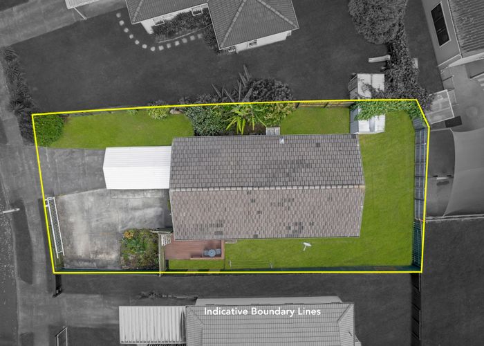  at 2/10 Norrie Smith Avenue, Flat Bush, Manukau City, Auckland