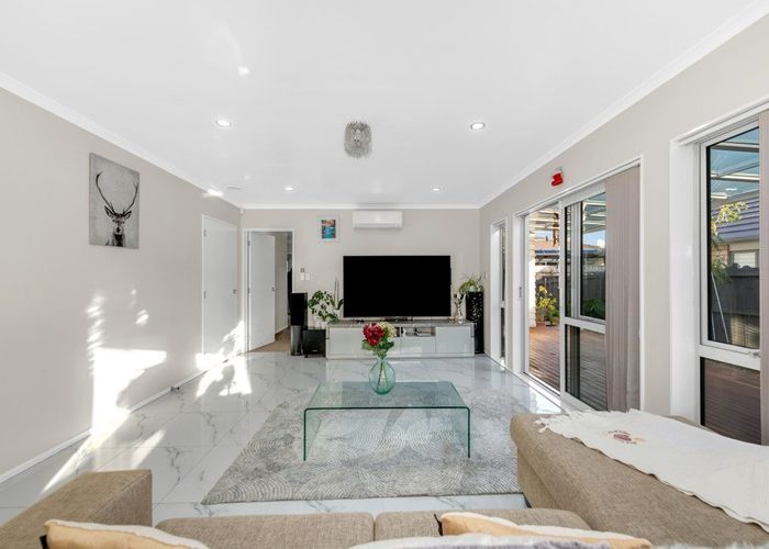  at 39 Kotuku Crescent, Takanini, Papakura, Auckland