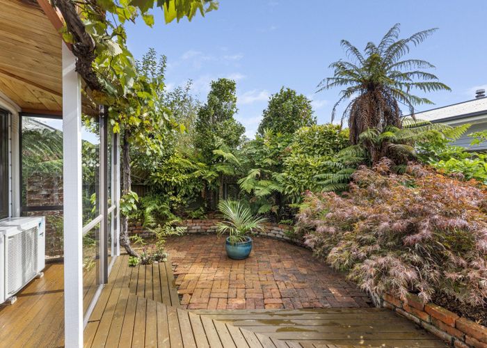  at 40 Kingston Street, Awapuni, Palmerston North, Manawatu / Whanganui