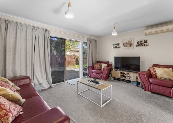  at 2/531a Weymouth Road, Weymouth, Manukau City, Auckland