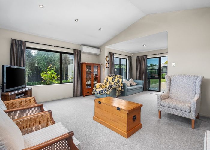  at 60 Rothesay Road, Parklands, Christchurch