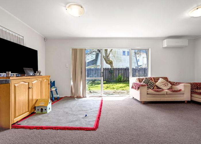  at 1/30 Reagan Road, Papatoetoe, Auckland
