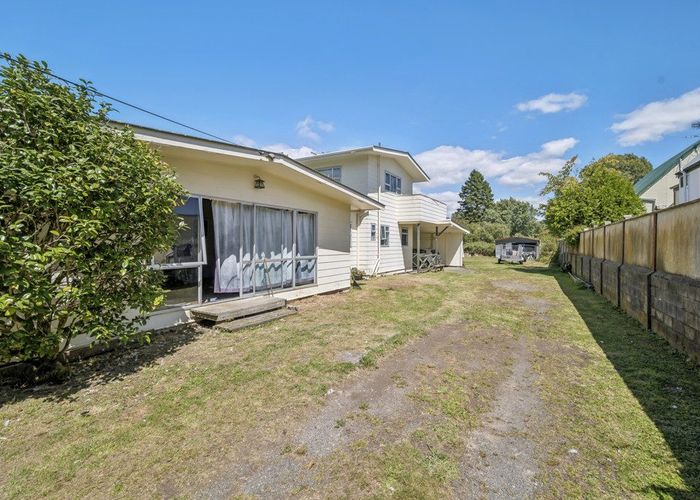  at 64 Robinson Avenue, Holdens Bay, Rotorua, Bay Of Plenty