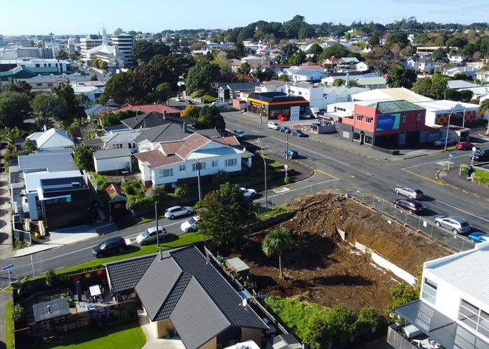  at 240 + 242 Devon Street W, City Centre, New Plymouth, Taranaki
