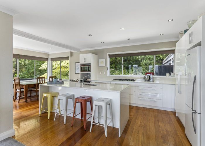  at 214 Whites Line East, Waiwhetu, Lower Hutt