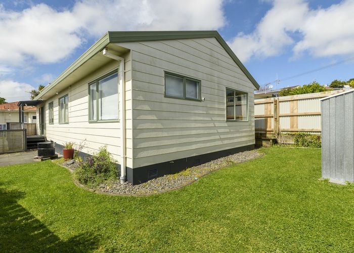  at 28 Bellevue Road, Brookfield, Tauranga