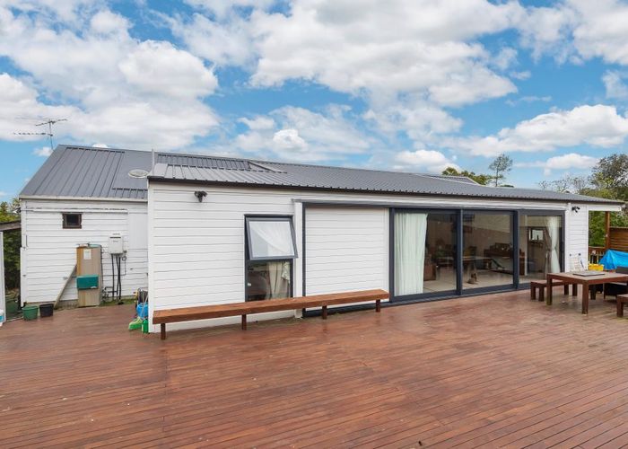  at Bucklands Beach, Manukau City, Auckland