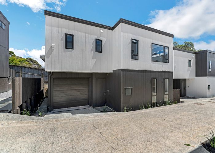  at 21B County Road, Torbay, Auckland