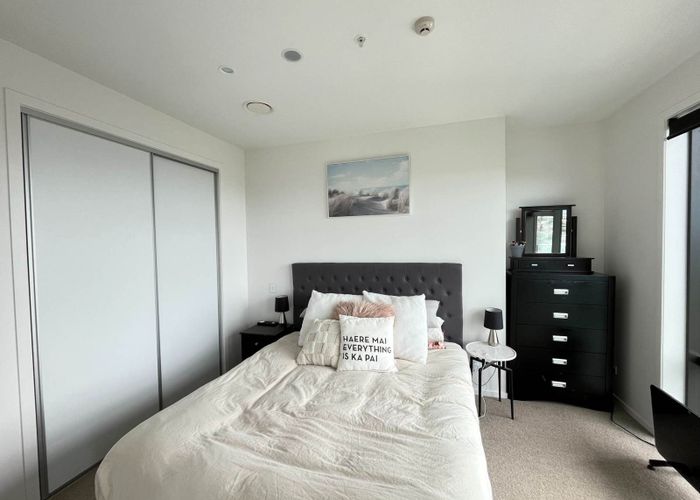  at 1005/8 Waikumete Road, Glen Eden, Waitakere City, Auckland
