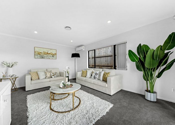  at 15A Thomas Road, Flat Bush, Manukau City, Auckland