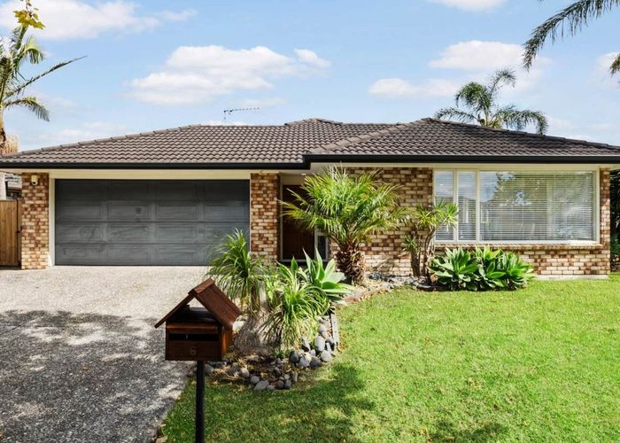  at 6 Feeny Crescent, East Tamaki, Auckland