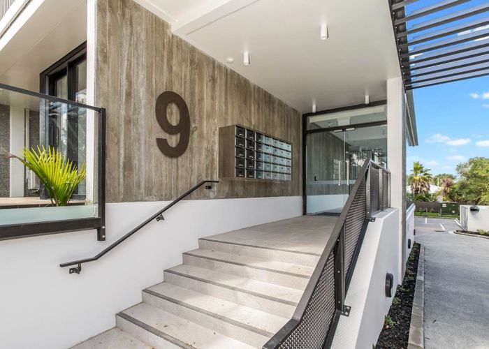  at 209/9 Walmer Road, Point Chevalier, Auckland City, Auckland