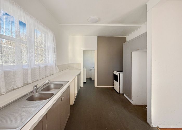  at 869A High Street, Boulcott, Lower Hutt, Wellington