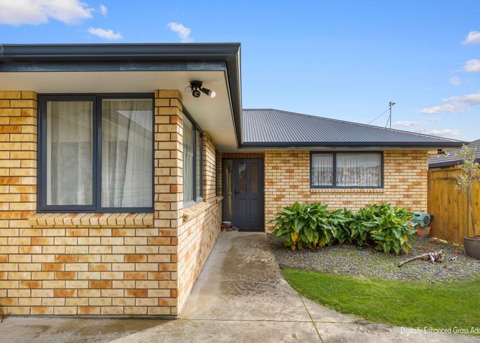 at 21 Boston Parade, Kelvin Grove, Palmerston North