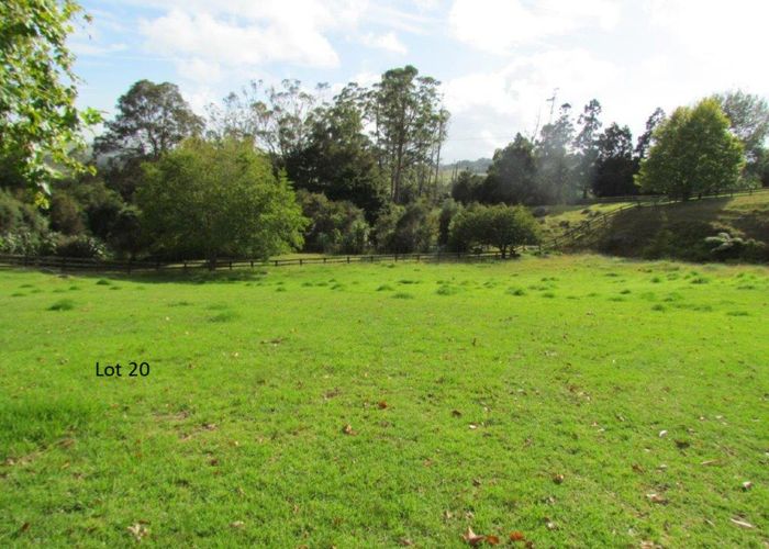  at 22 Plane Tree Lane Lane, RUATANGATA WEST