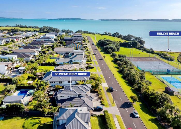  at 36 Weatherly Drive, Beachlands, Manukau City, Auckland