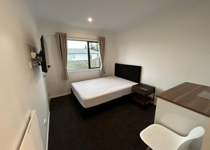  at 2C/23 Hibiscus Avenue, Hamilton Lake, Hamilton, Waikato