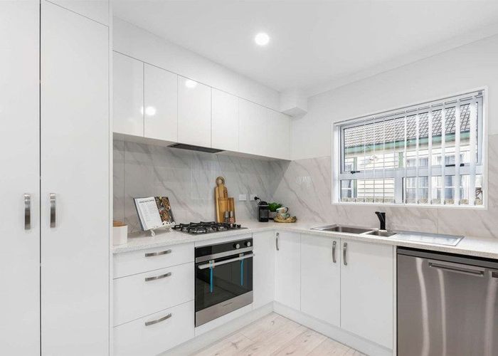  at 2/167 Russell Road, Manurewa, Manukau City, Auckland