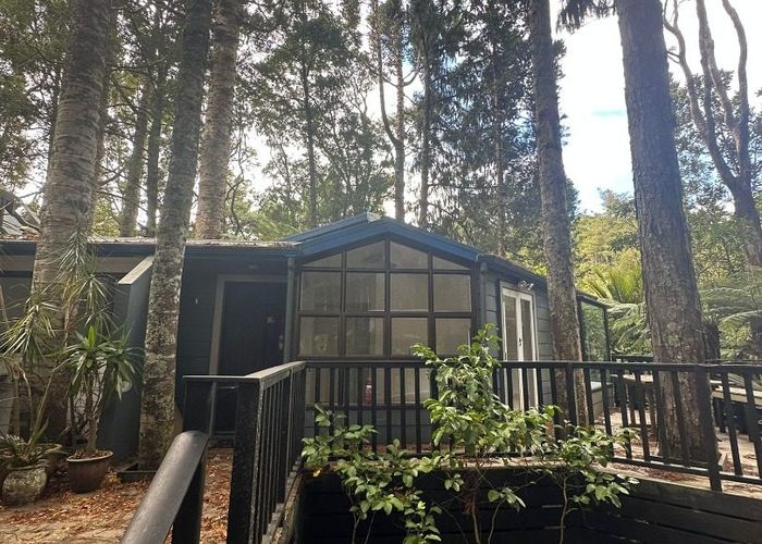  at 16A Kaurimu Rise, Titirangi, Waitakere City, Auckland