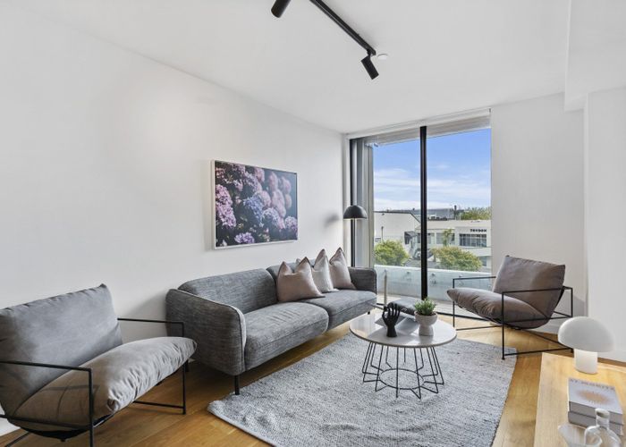  at 102/52 Sale Street, Auckland Central, Auckland
