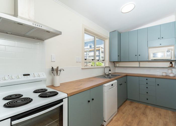  at 10 Arawhata Street, Ranui, Porirua