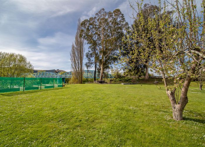  at 5585 Ettrick-Raes Junction Road, Millers Flat, Roxburgh