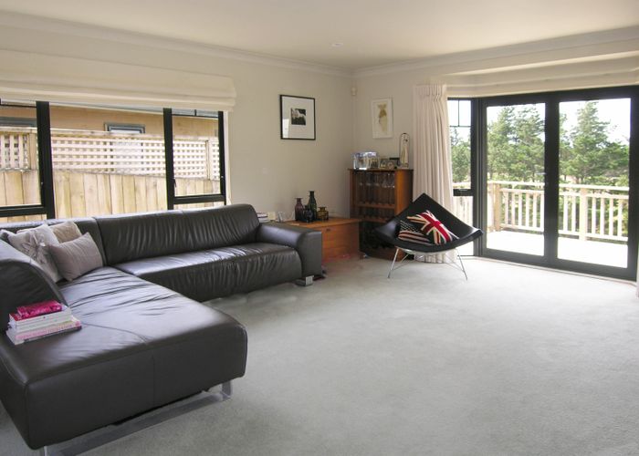  at 6 Marjory Close, Broadmeadows, Wellington
