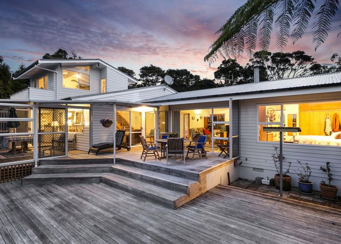  at 51 Turanga Road, Henderson Valley, Auckland
