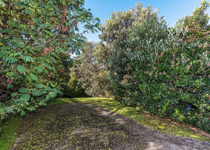  at 9 Thimble Lane, Whitby, Porirua