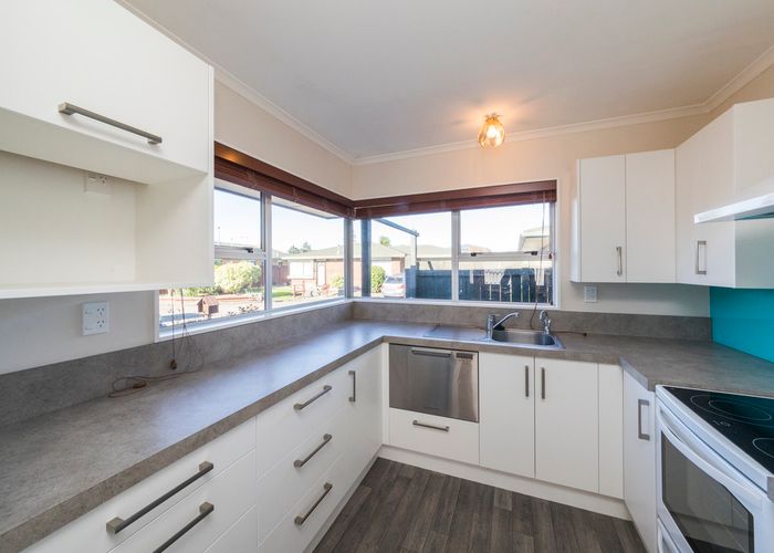  at 8 Edgecombe Court, Roslyn, Palmerston North