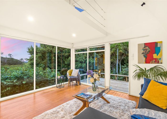  at 2/51 Holly Street, Avondale, Auckland