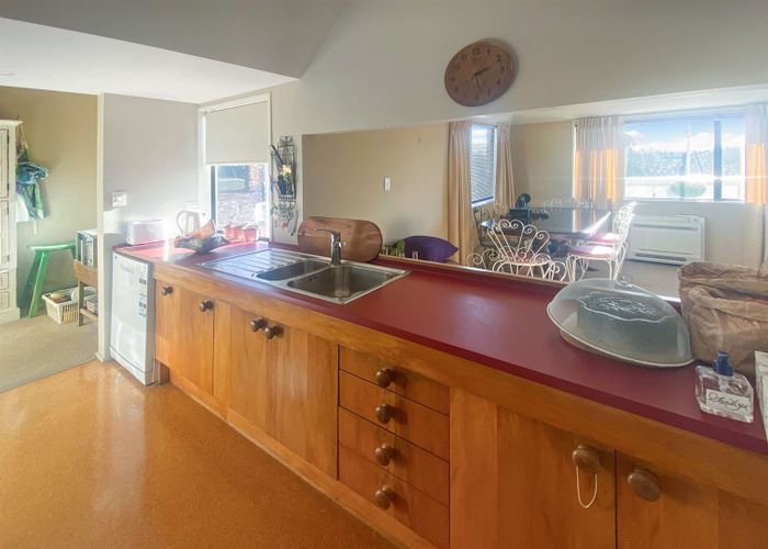  at 4/3 Karitane Drive, Cashmere, Christchurch