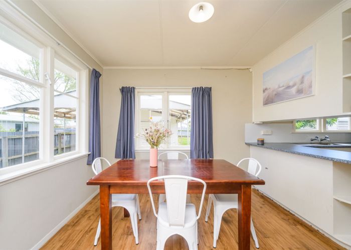  at 27 Duff Crescent, Highbury, Palmerston North