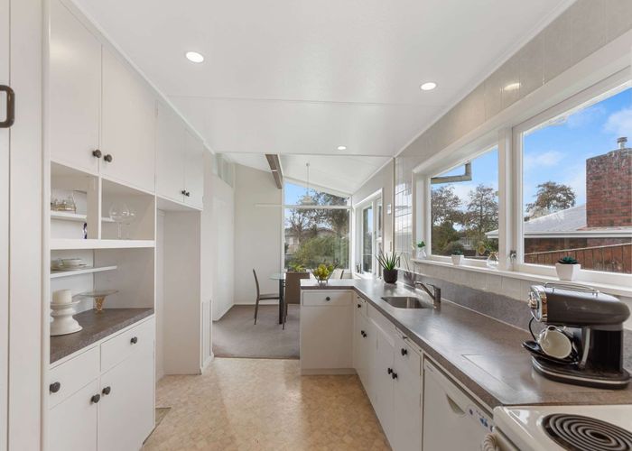  at 6 Abraham Crescent, Milson, Palmerston North