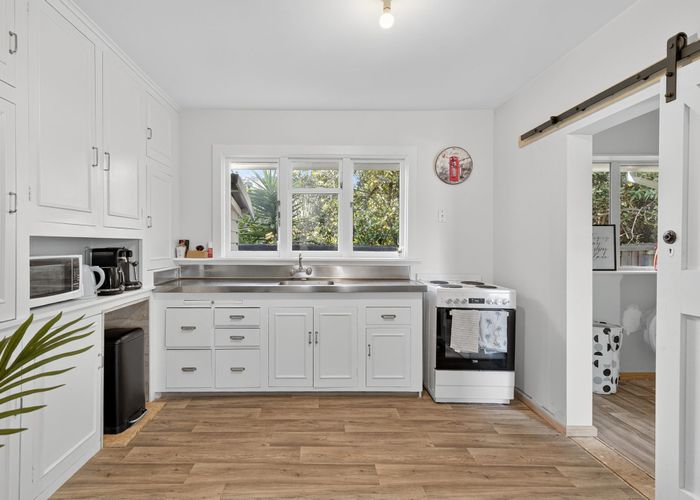  at 370 Keyes Road, New Brighton, Christchurch City, Canterbury
