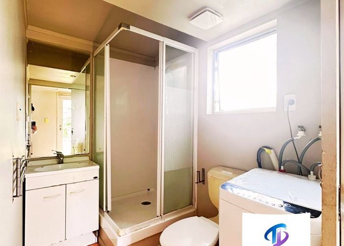  at 2A/41 Challen Close, Conifer Grove, Papakura, Auckland