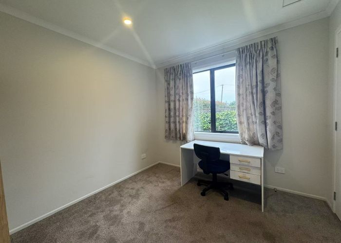  at 75a Knighton Rd, Hillcrest, Hamilton, Waikato