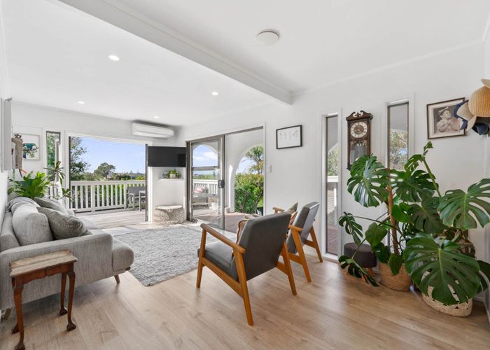  at 2/24 Geoffrey Road, Torbay, North Shore City, Auckland