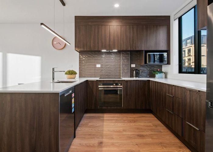  at 3/28 Pennant Street, Long Bay, North Shore City, Auckland